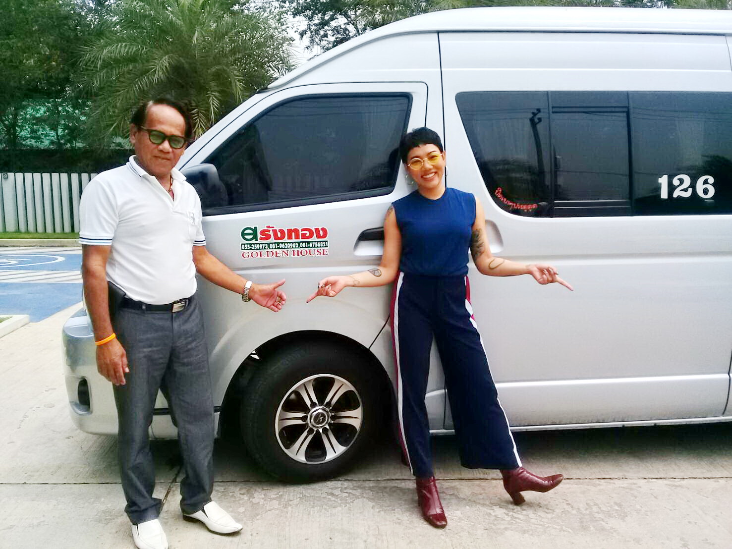 เช่ารถตู้VIPพร้อมคนขับพิษณุโลก เช่ารถตู้VIPพร้อมคนขับพิโลก เช่ารถตู้VIPพร้อมคนขับพิดโลก